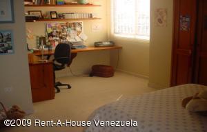 ANGEL PINTON Apartamento en Venta en La Estrella en Maracaibo Código: 09-4309 No.4