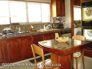 ALO INMUEBLES 2009, C.A. Apartamento En Venta En Caracas - Colinas de Valle Arriba <br/>C&oacute;digo FLEX: 09-4379 No.4