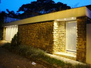 VANESSA GOMES Casa Venta Caracas Lomas de La Lagunita FLEXMLS-09-4431
