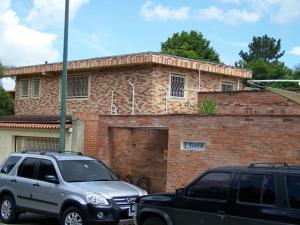 ALO INMUEBLES 2009, C.A. Casa En Venta En Caracas - Cumbres de Curumo <br/>C&oacute;digo FLEX: 09-4832 No.0