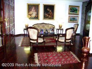 ALO INMUEBLES 2009, C.A. Casa En Venta En Caracas - Cumbres de Curumo <br/>C&oacute;digo FLEX: 09-4832 No.2
