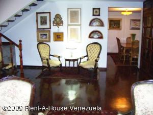 ALO INMUEBLES 2009, C.A. Casa En Venta En Caracas - Cumbres de Curumo <br/>C&oacute;digo FLEX: 09-4832 No.3