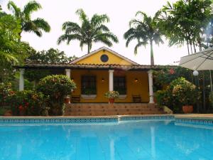 Estela Beatriz P�rez Rivas Casa En Venta En Valencia - Safari Country Club C&oacute;digo FLEX: 09-4903