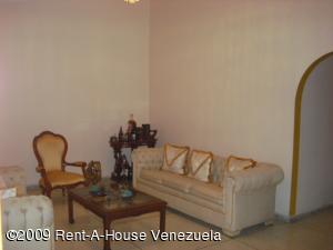 EILEEN CASTILLO Casa En Venta En Maracay - Urbanizacion El Centro Código FLEX: 09-4905 No.3