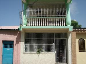 EILEEN CASTILLO Casa Venta Maracay Barrio San Rafael FLEXMLS-09-4916