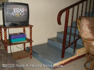 EILEEN CASTILLO Casa En Venta En Maracay - Barrio San Rafael Código FLEX: 09-4916 No.7