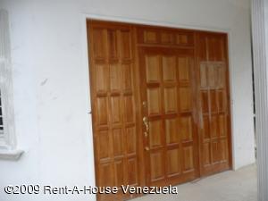 EILEEN CASTILLO Townhouse En Venta En Maracay - El Limon Código FLEX: 09-5104 No.2