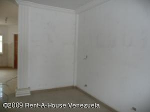 EILEEN CASTILLO Townhouse En Venta En Maracay - El Limon Código FLEX: 09-5104 No.6