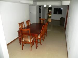 DORIS ACOSTA Townhouse En Venta En Maracaibo - Zona Norte C&oacute;digo FLEX: 09-5383 No.2
