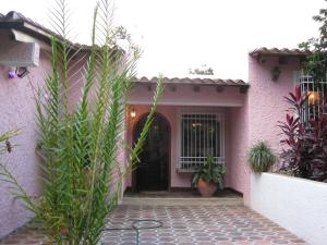 OSMAR GOMEZ Casa En Venta En Maracay - El Limon C&oacute;digo FLEX: 09-5396