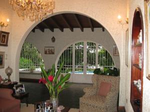 OSMAR GOMEZ Casa En Venta En Maracay - El Limon C&oacute;digo FLEX: 09-5396 No.6