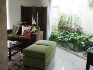 NACARI ORDO�EZ Casa En Venta En Valencia - La Trigaleña C&oacute;digo FLEX: 09-5549 No.3