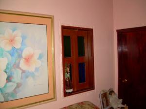 EILEEN CASTILLO Casa En Venta En Maracay - Campo Alegre C&oacute;digo FLEX: 08-1739 No.4