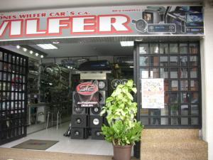 CARMEN ROSA BEA Local Comercial En Venta En Maracay - El Limon C&oacute;digo FLEX: 09-5801 No.5