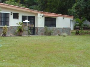 PATRICIA COLINA V-09752084-0 Casa En Venta En Valencia - Guataparo C&oacute;digo FLEX: 09-5806 No.2