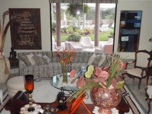NATALIA RONDON Casa Venta Valencia Guataparo Country Club FLEXMLS-09-6088