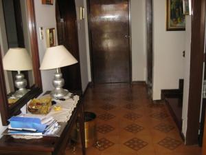 rentahousemovil.com Casa Venta Caracas Los Naranjos del Cafetal FLEXMLS-09-6568