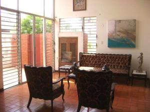 JUSMERI ESPINA Casa En Venta En Maracaibo - Cantaclaro C&oacute;digo FLEX: 09-6721 No.1
