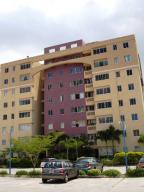 YENNY CARRERA Apartamento Venta Municipio Naguanagua La Granja FLEXMLS-09-7135