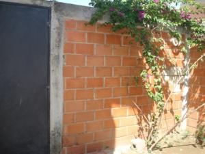 EILEEN CASTILLO Townhouse En Venta En Cagua - La Ciudadela Código FLEX: 09-7408 No.8