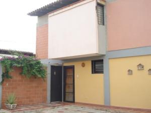 EILEEN CASTILLO Townhouse En Venta En Cagua - La Ciudadela Código FLEX: 09-7408 No.6