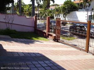 MARIA ALBA GIORDANO Casa En Venta En Valencia - La Viña C&oacute;digo FLEX: 09-7681 No.2