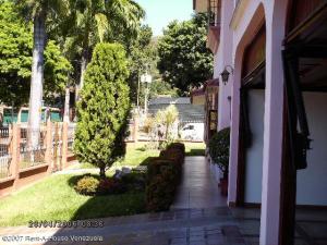 MARIA ALBA GIORDANO Casa En Venta En Valencia - La Viña C&oacute;digo FLEX: 09-7681 No.5