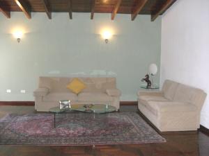 ARIADNA BOUQUETT MORENO Casa Venta Caracas La Lagunita Country Club FLEXMLS-09-7732