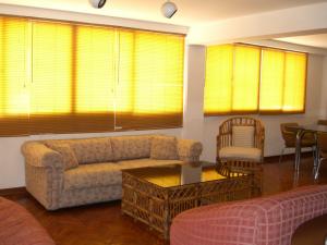 RUTH MARY BARRIOS Apartamento Venta Maracaibo Paraiso FLEXMLS-07-3307