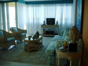 INMUEBLES KSAMAR C.A. Apartamento en Venta en Cimarron en Municipio Antolin del Campo Paraguachi Código: 09-7950 No.5