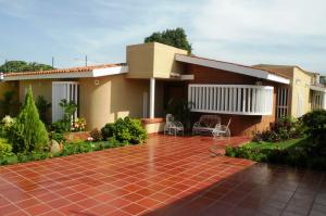 MARIA CRISTINA ALAIMO Casa Venta Maracaibo Zona Norte FLEXMLS-09-8011