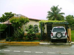 Casa / Venta / Cabudare / Parroquia Jos� Gregorio / FLEXMLS-09-8144