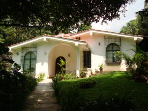 EILEEN CASTILLO Casa En Venta En Maracay - El Castaño C&oacute;digo FLEX: 08-5275