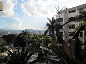 INMOBILIRIA CCCT Apartamento En Venta En Caracas - Altamira C&oacute;digo FLEX: 09-8355 No.6