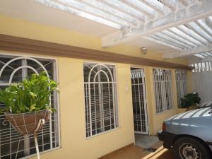 URDANETAYRODRIGUEZ Casa En Venta En Maracaibo - Tierra Negra Código FLEX: 09-8629 No.8
