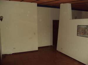 Soluci�n Inmobiliaria de Aragua, C.A Casa En Venta En Maracay - El Castaño C&oacute;digo FLEX: 09-9056 No.2