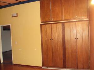 Soluci�n Inmobiliaria de Aragua, C.A Casa En Venta En Maracay - El Castaño C&oacute;digo FLEX: 09-9056 No.8