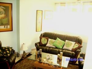 EILEEN CASTILLO Apartamento En Venta En Maracay - El Bosque C&oacute;digo FLEX: 10-427 No.3