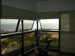 ORLANDO GIRALDO Apartamento En Venta En Maracaibo - El Milagro C&oacute;digo FLEX: 10-644 No.9
