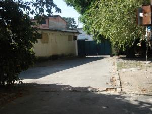 IGNATHELL RAMIREZ Terreno Comercial En Venta En Maracay - El Limon C&oacute;digo FLEX: 10-700 No.2