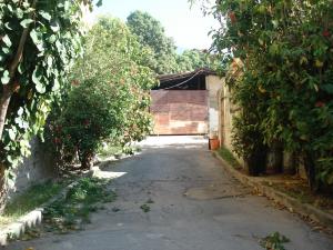 IGNATHELL RAMIREZ Terreno Comercial En Venta En Maracay - El Limon C&oacute;digo FLEX: 10-700 No.4