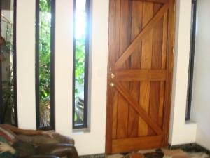 SULAY MEDINA DE PEROZO Casa Venta Caracas La Castellana FLEXMLS-10-560