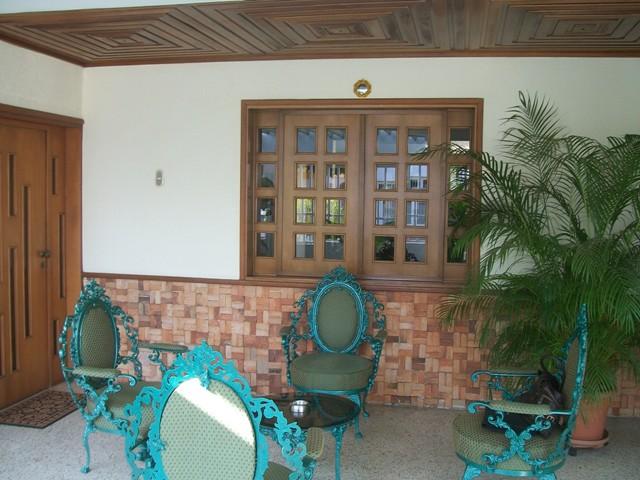 ANGEL PINTON Casa en Venta en La California en Maracaibo Código: 10-1206 No.2