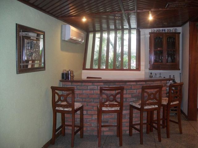ANGEL PINTON Casa en Venta en La California en Maracaibo Código: 10-1206 No.8
