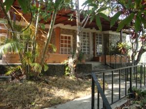 MANUEL ROGELIO PEREZ Casa Venta Barquisimeto Parroquia Santa Rosa FLEXMLS-10-1283