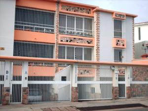 NATALIA RONDON Townhouse Venta Valencia Trigal Norte FLEXMLS-10-1460