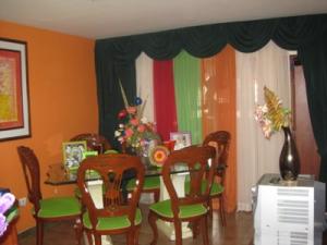 YOSELYN BOGIER Apartamento En Venta En Maracay - El Centro C&oacute;digo FLEX: 10-1529 No.6