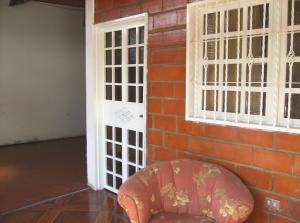 EILEEN CASTILLO Casa Venta Maracay Piñonal FLEXMLS-10-1903