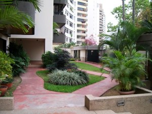 LISETH GONZALEZ Apartamento En Venta En Valencia - Valles de Camoruco C&oacute;digo FLEX: 10-1983 No.2