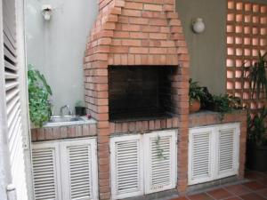 JUSMERI ESPINA Casa En Venta En Maracaibo - Avenida El Milagro C&oacute;digo FLEX: 10-2026 No.2